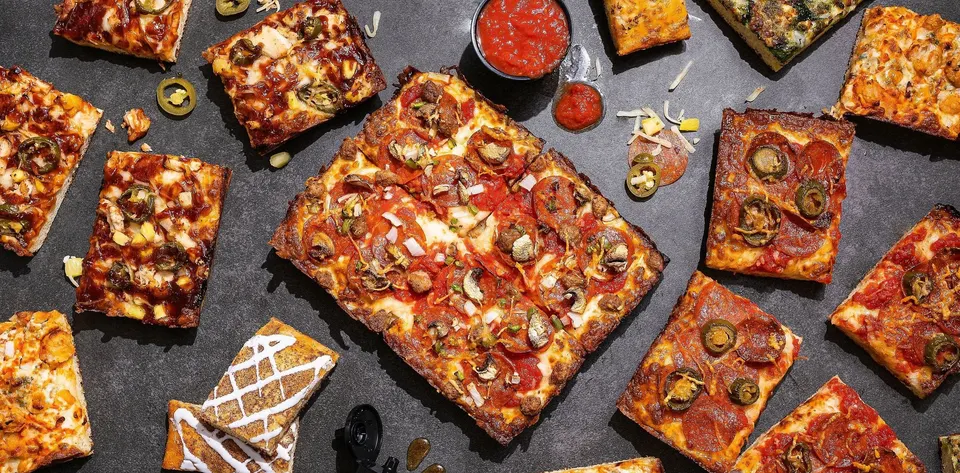 Pepperoni pizza close-up
